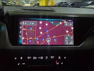 صورة 8 لـ 2022 AUDI E-TRON GT