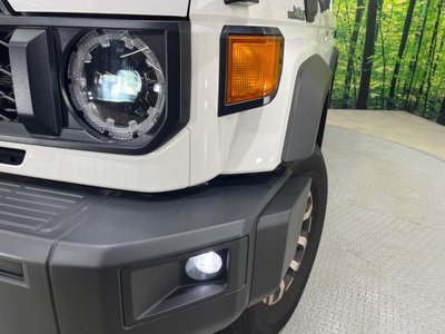 2024 Toyota LAND CRUISER 70 — миниатюра 12