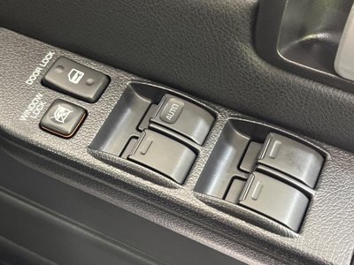 2024 Toyota LAND CRUISER 70 — миниатюра 69
