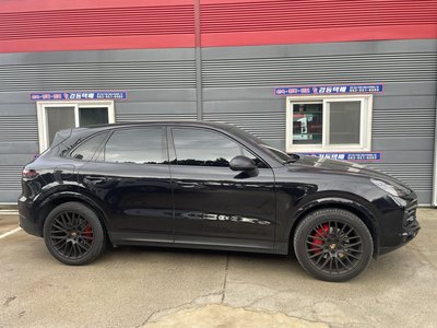 PORSCHE CAYENNE - 2