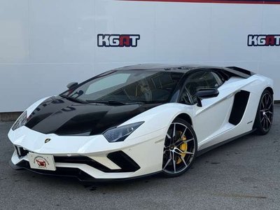 LAMBORGHINI AVENTADOR - 2