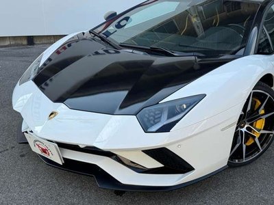 LAMBORGHINI AVENTADOR - 6