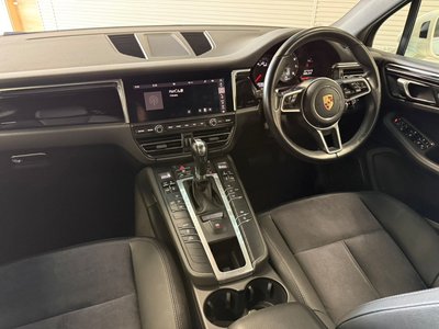 2019 Porsche MACAN — фото 3
