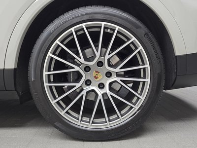 2022 Porsche CAYENNE 照片 8