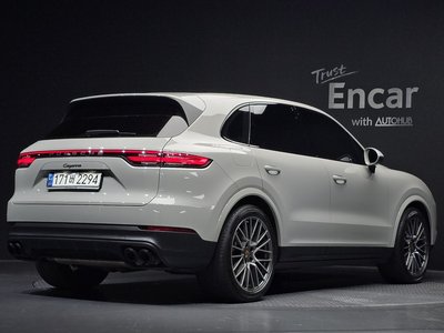2022 Porsche CAYENNE 照片 4