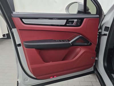2022 Porsche CAYENNE 缩略图 14