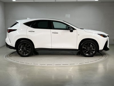 صورة 3 لـ 2023 Lexus NX