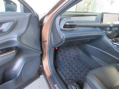 TOYOTA CROWN SPORT - 4