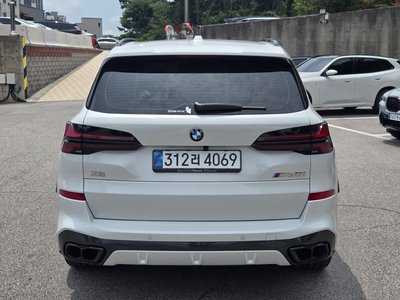 صورة 3 لـ 2025 BMW X5