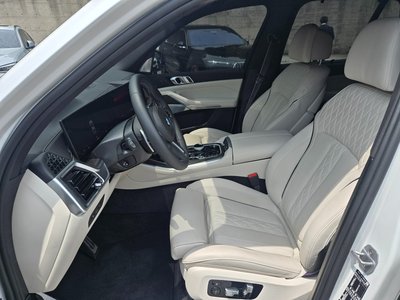 صورة 10 لـ 2025 BMW X5