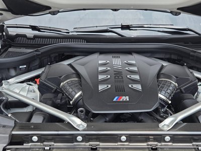 صورة 7 لـ 2025 BMW X5