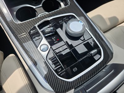صورة 9 لـ 2025 BMW X5