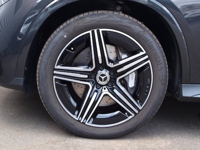 2025 Mercedes-BENZ GLC thumbnail 25