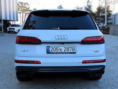 AUDI Q7 - 3