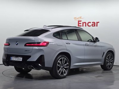 2025 BMW X4 — фото 4