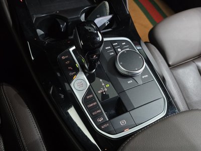 2025 BMW X4 — миниатюра 12