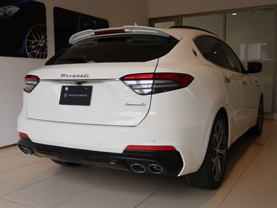 صورة 2 لـ 2022 Maserati LEVANTE