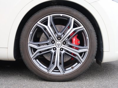 صورة 4 لـ 2022 Maserati LEVANTE