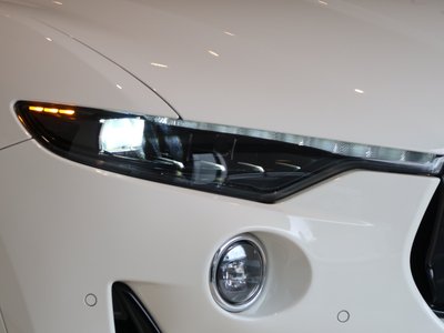 2022 Maserati LEVANTE — миниатюра 12