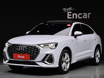 AUDI Q3 - 1