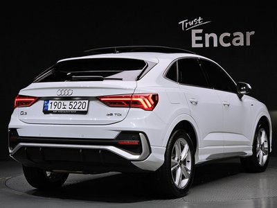 AUDI Q3 - 4