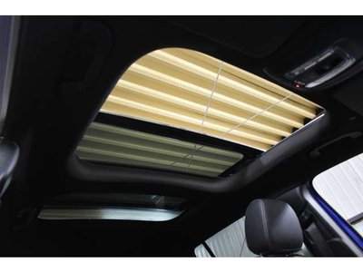 MERCEDES-BENZ GLB - 4