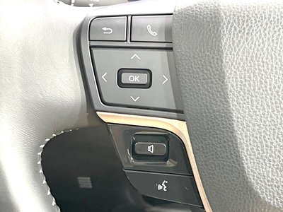 صورة مصغرة 38 لـ 2023 Toyota CROWN SPORT