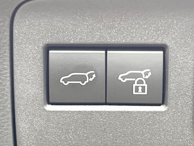 صورة مصغرة 50 لـ 2023 Toyota CROWN SPORT