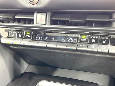 صورة مصغرة 37 لـ 2023 Toyota CROWN SPORT