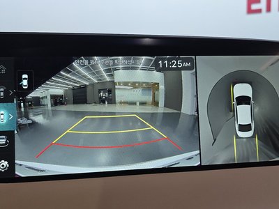 2022 Genesis G90 (RS4) thumbnail 15