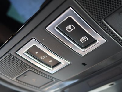 2023 LAND Rover DEFENDER 缩略图 77