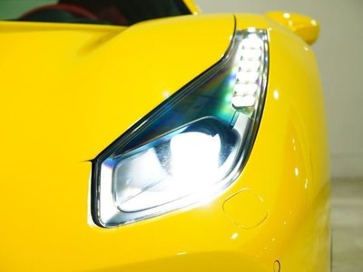 صورة 7 لـ 2016 Ferrari 488 GTB