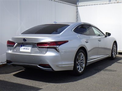 صورة 3 لـ 2018 Lexus LS