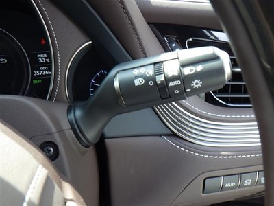2018 Lexus LS — миниатюра 20