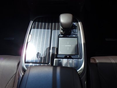 2018 Lexus LS — миниатюра 28