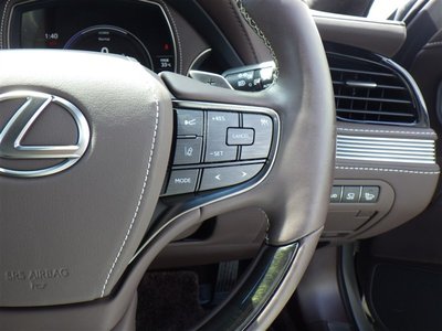 2018 Lexus LS — миниатюра 18