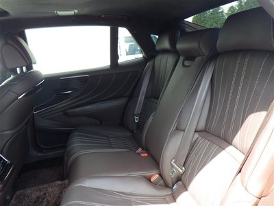 2018 Lexus LS — миниатюра 34