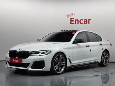 2022 BMW 5 SERIES 照片 1