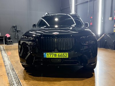 صورة 2 لـ 2025 BMW X7