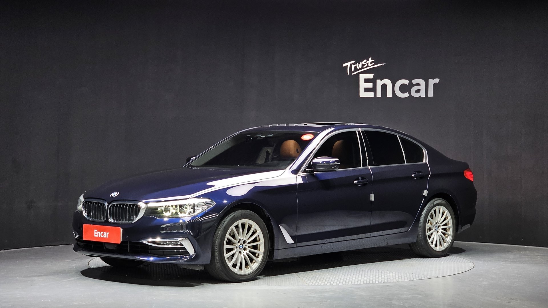 BMW 5 SERIES - View 1