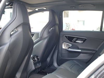 صورة مصغرة 11 لـ 2024 Mercedes-BENZ C-CLASS AMG