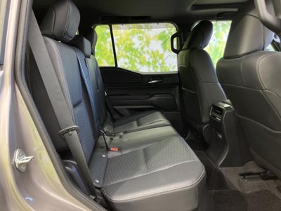 TOYOTA LAND CRUISER 250 - 5