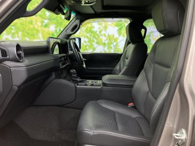 TOYOTA LAND CRUISER 250 - 6