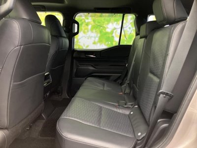 TOYOTA LAND CRUISER 250 - 7