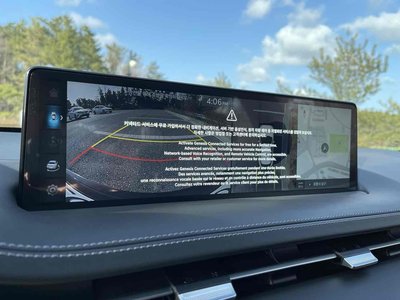 2024 Genesis GV70 — миниатюра 14