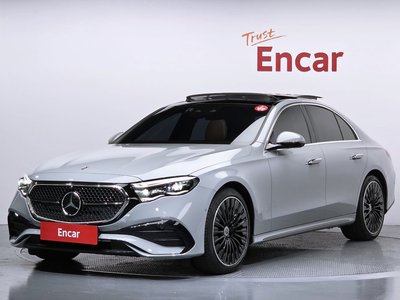 MERCEDES-BENZ E-CLASS - 1