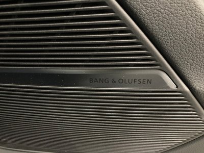 2025 AUDI SQ8 photo 10