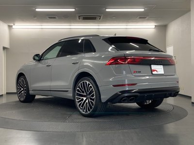 2025 AUDI SQ8 photo 8
