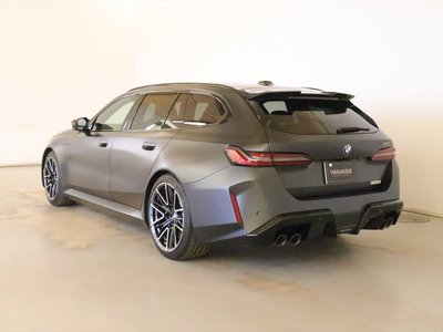 2025 BMW M5 TOURING photo 4