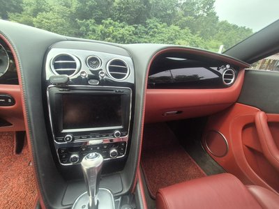 BENTLEY CONTINENTAL - 10